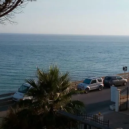 Bluoltremare Realmonte